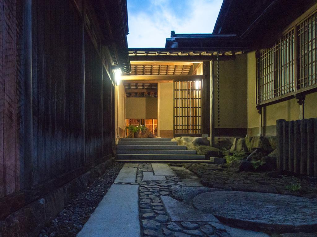 Villa Sukiya-Zukuri Suehiro à Hida Extérieur photo